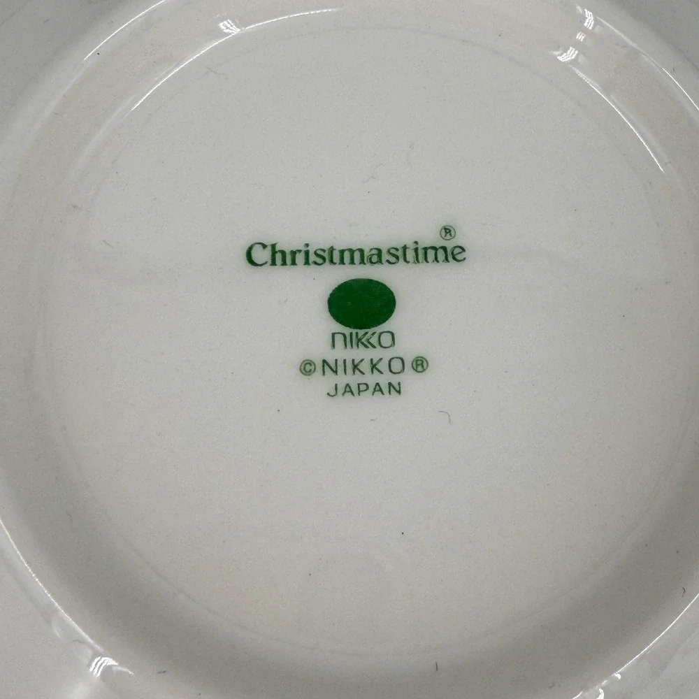 Nikko Christmastime Octagonal Cereal Bowls Set of 4 White Green Trim Japan